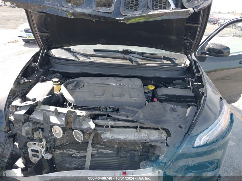 1C4PJMDS5HW505099 2017 Jeep Cherokee Limited 4X4