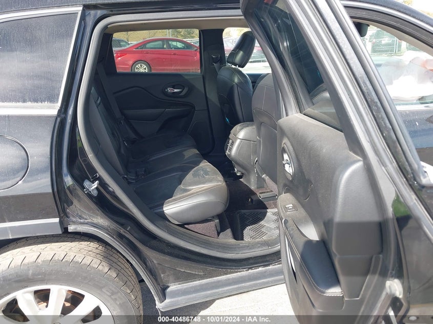 1C4PJMDS5HW505099 2017 Jeep Cherokee Limited 4X4