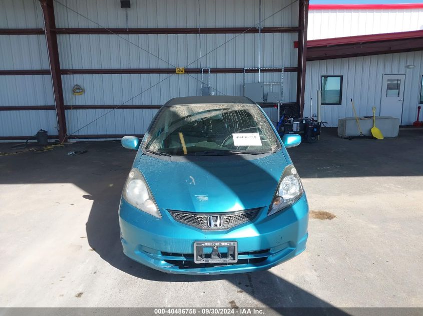 2013 Honda Fit VIN: JHMGE8G31DC033882 Lot: 40486758