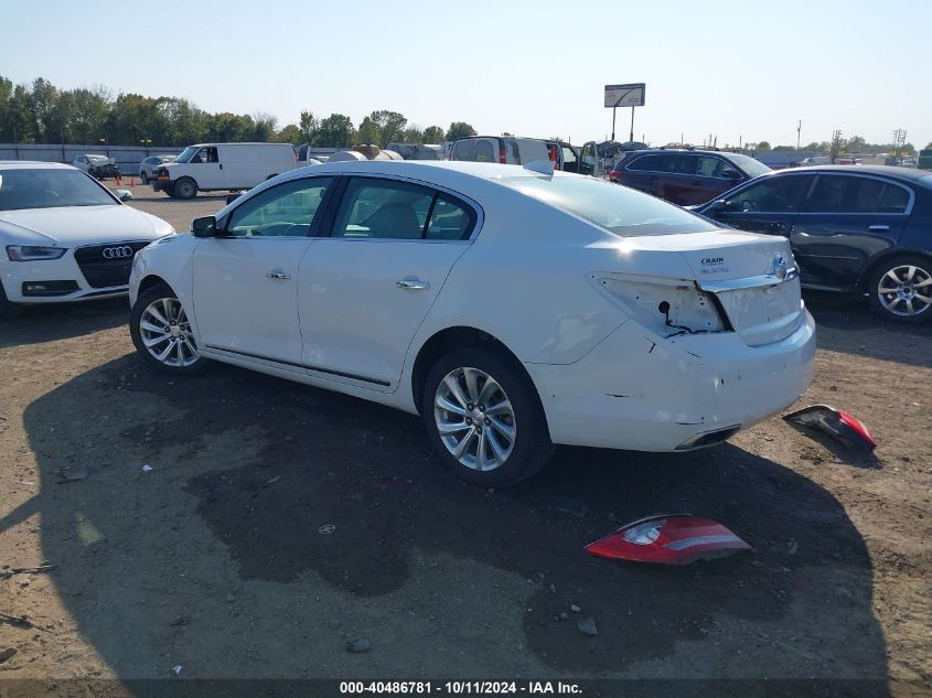 VIN 1G4GB5G3XGF104343 2016 Buick Lacrosse, Leather no.3