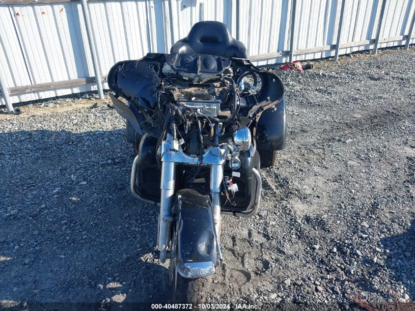 2021 Harley-Davidson Flhtcutg VIN: 1HD1MAF19MB851818 Lot: 40487372