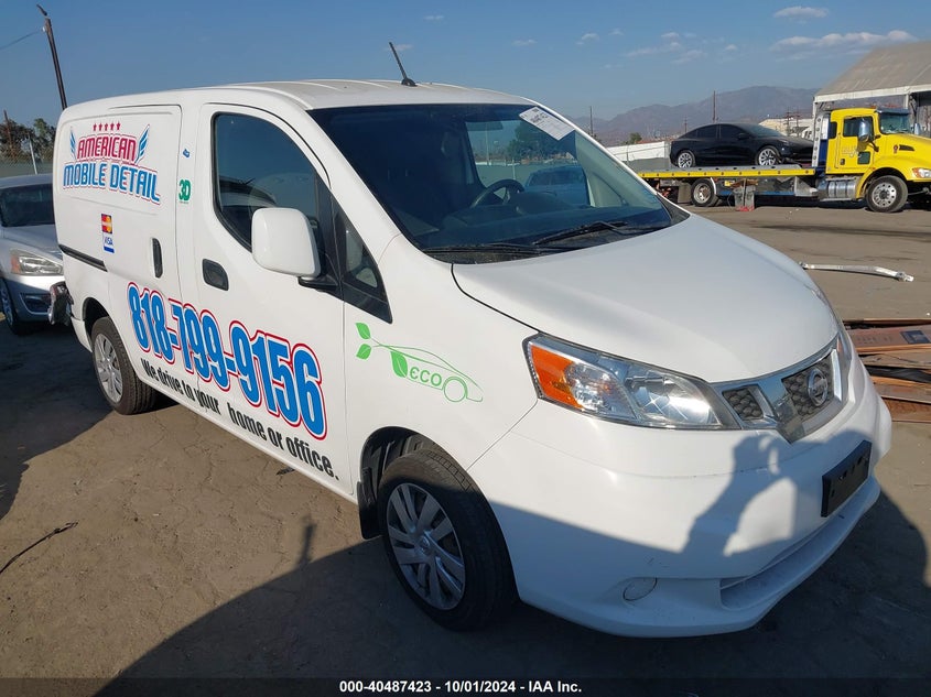 NISSAN NV200 SV 2017