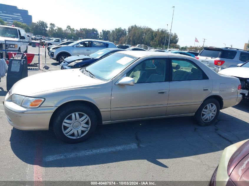 2000 Toyota Camry Le V6 VIN: JT2BF22K0Y0252398 Lot: 40487574