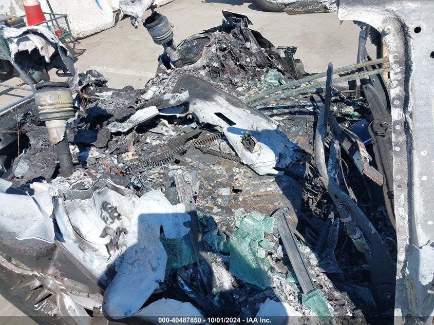 2015 Tesla Model S 70D/85D/P85D VIN: 5YJSA1H23FFP76456 Lot: 40487850