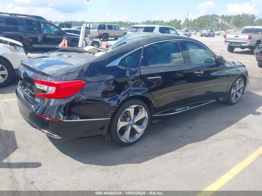 VIN 1HGCV2F92JA050637 2018 HONDA ACCORD TOURING 2.0T