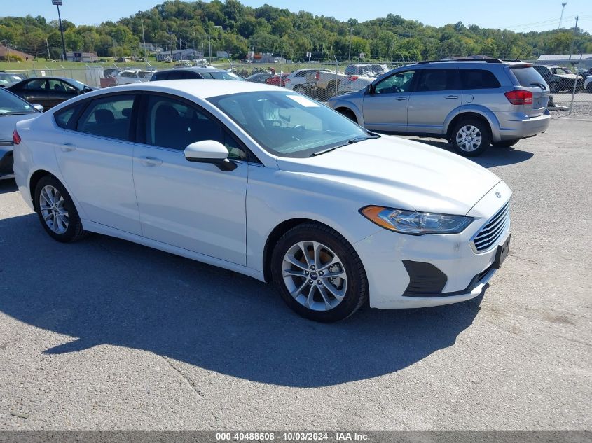 3FA6P0HD1KR281490 2019 FORD FUSION - Image 1