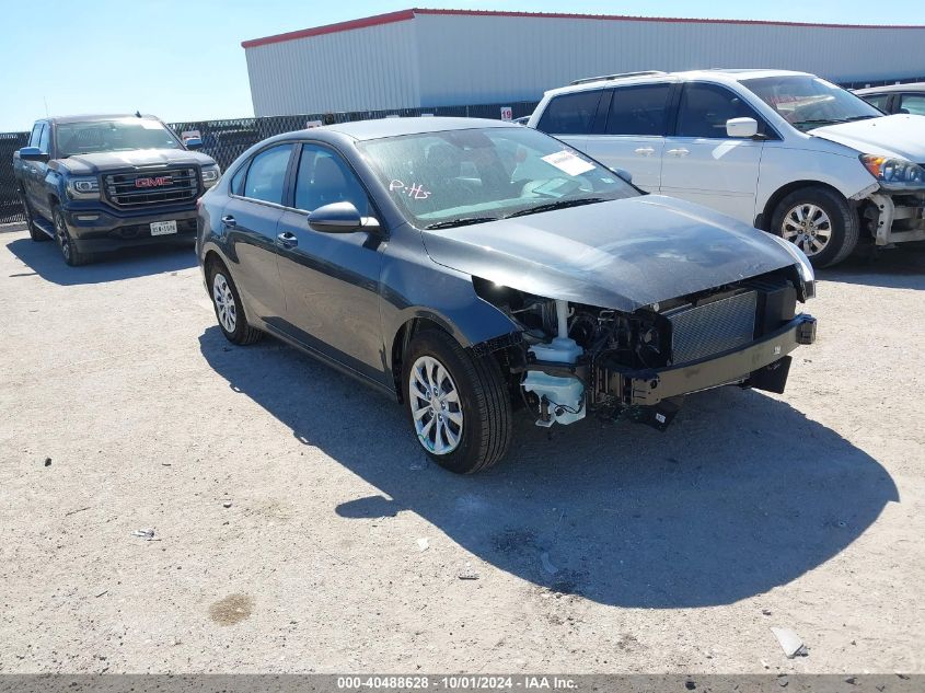 3KPF24AD2RE804575 Kia Forte LX