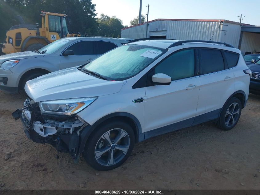 1FMCU0HD8JUD41046 2018 FORD ESCAPE - Image 2