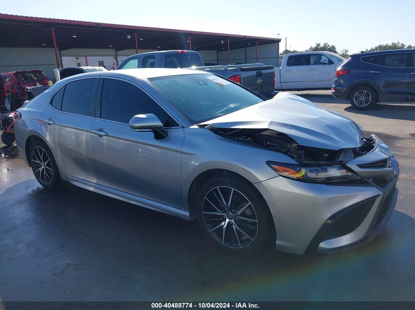 2022 TOYOTA CAMRY  (VIN: 4T1G11AK1NU617601)