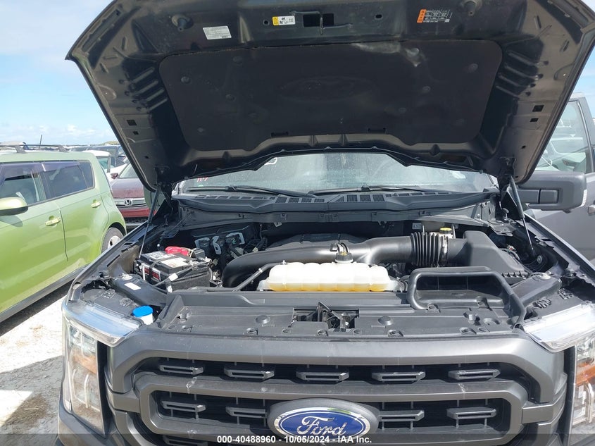 VIN 1FTFW1C8XMFA22056 2021 FORD F-150 XLT