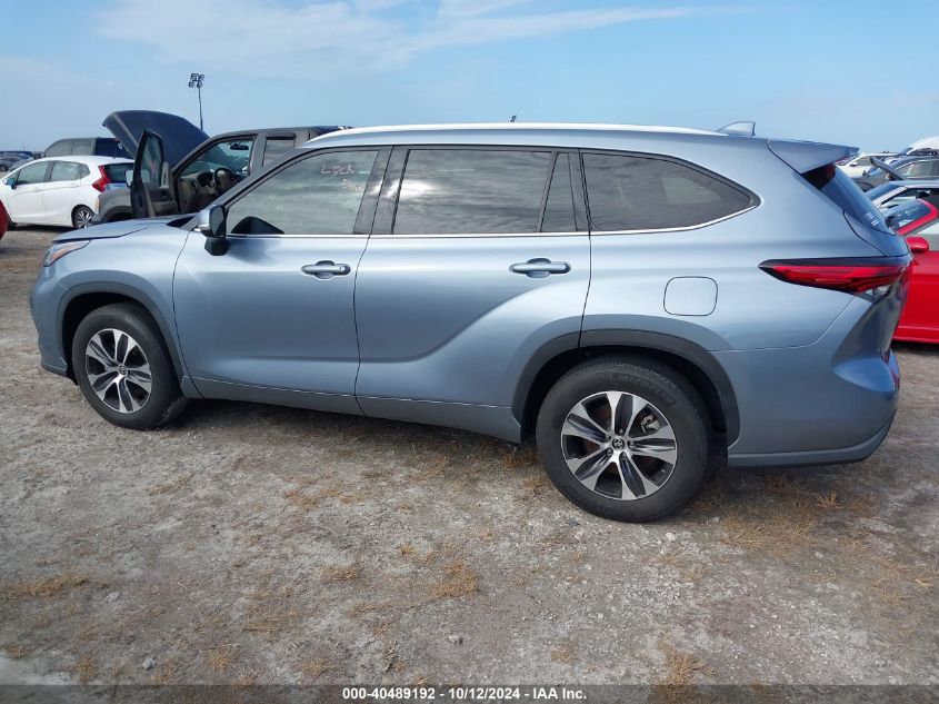 2021 TOYOTA HIGHLANDER XLE - 5TDGZRAH4MS036323