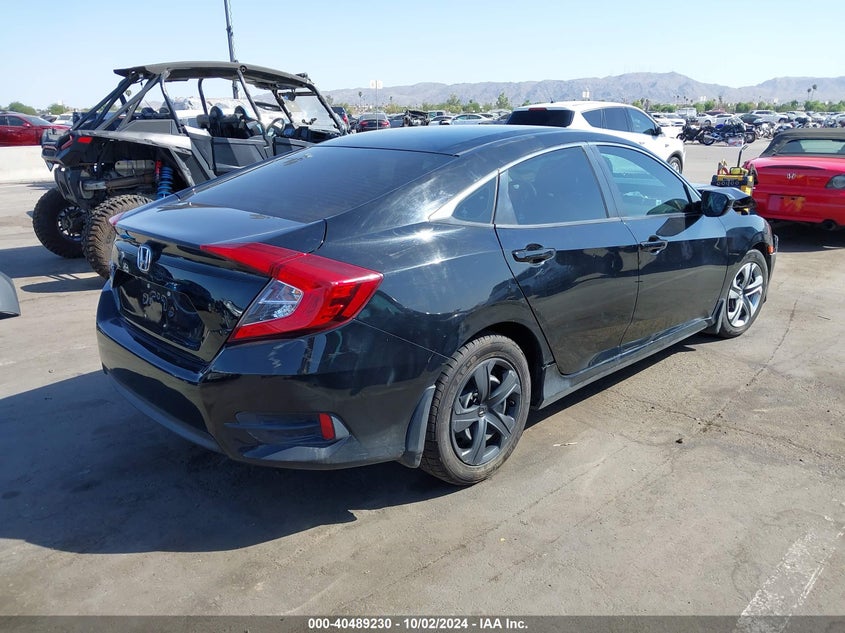 VIN 19XFC2F52HE005784 2017 HONDA CIVIC LX