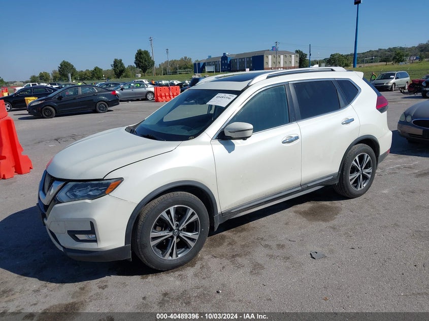 VIN 5N1AT2MT5HC843712 2017 NISSAN ROGUE SL
