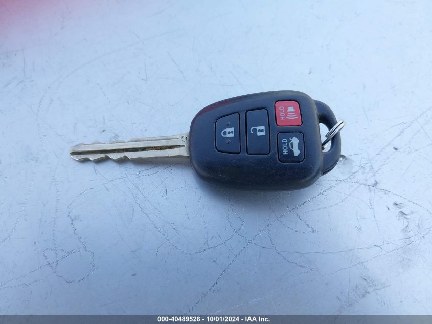 4T1BF1FK5DU701357 2013 Toyota Camry Se