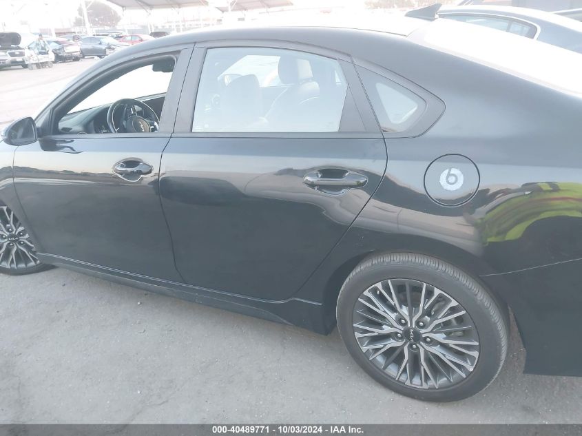 2022 Kia Forte Gt-Line VIN: 3KPF54AD6NE470875 Lot: 40489771