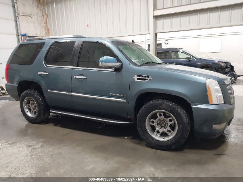 2010 Cadillac Escalade Luxury VIN: 1GYUKBEF8AR133133 Lot: 40489839