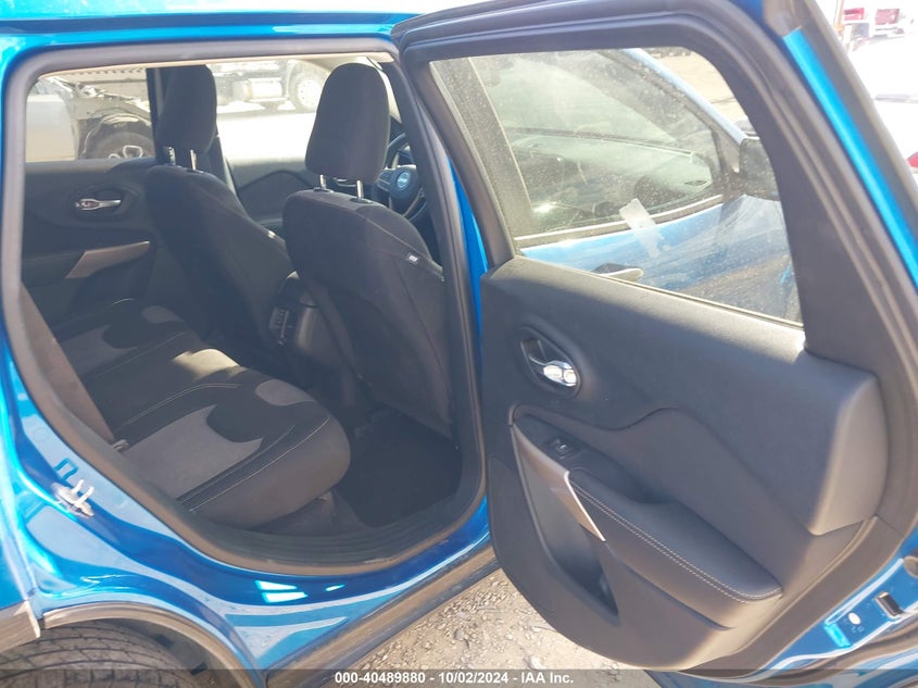 1C4PJMABXHW632757 2017 Jeep Cherokee Altitude 4X4