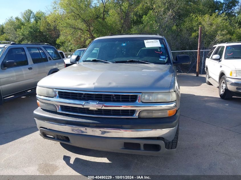 2001 Chevrolet Suburban 1500 Ls VIN: 3GNEC16T11G246127 Lot: 40490229