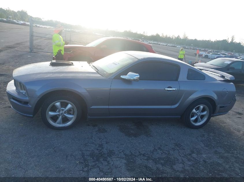 2007 Ford Mustang Gt Deluxe/Gt Premium VIN: 1ZVHT82H075224942 Lot: 40490587