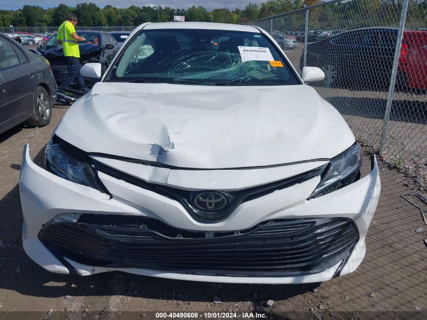 4T1B11HKXKU721094 2019 Toyota Camry Le