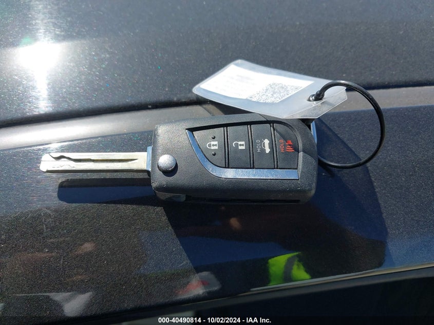 VIN 5YFEPMAE1NP308746 2022 TOYOTA COROLLA LE
