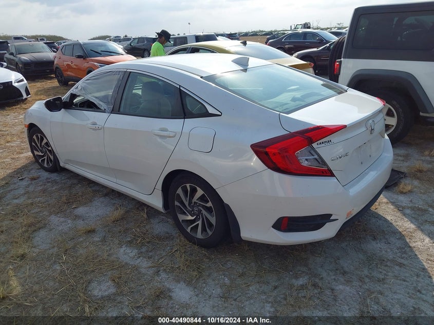 VIN 19XFC2F75JE037720 2018 HONDA CIVIC EX