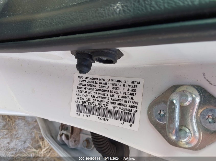 VIN 19XFC2F75JE037720 2018 HONDA CIVIC EX