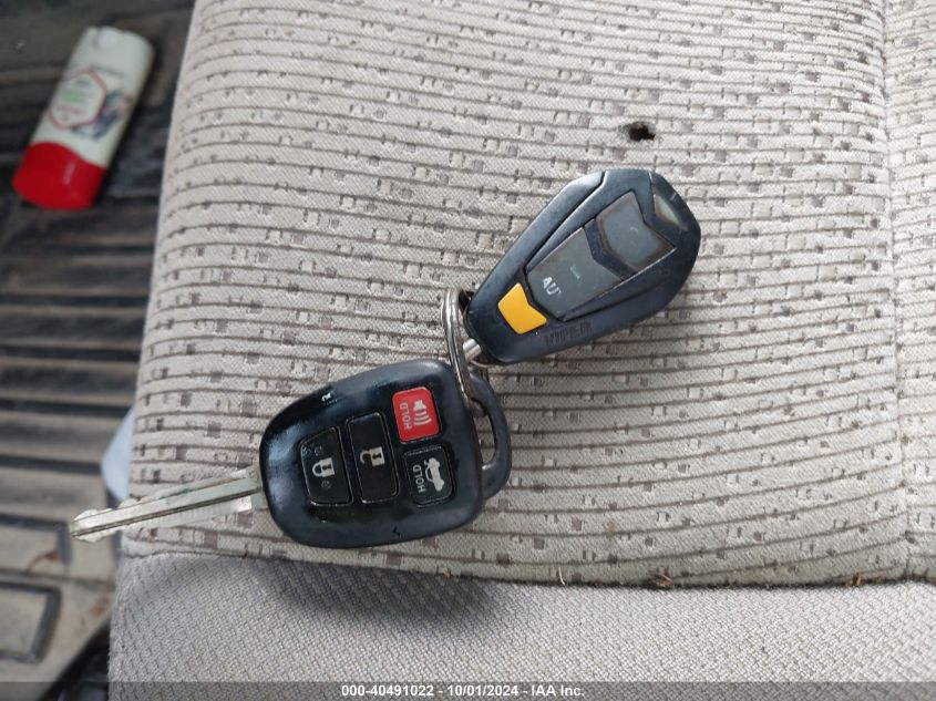 4T1BF1FK8DU684912 2013 Toyota Camry Le