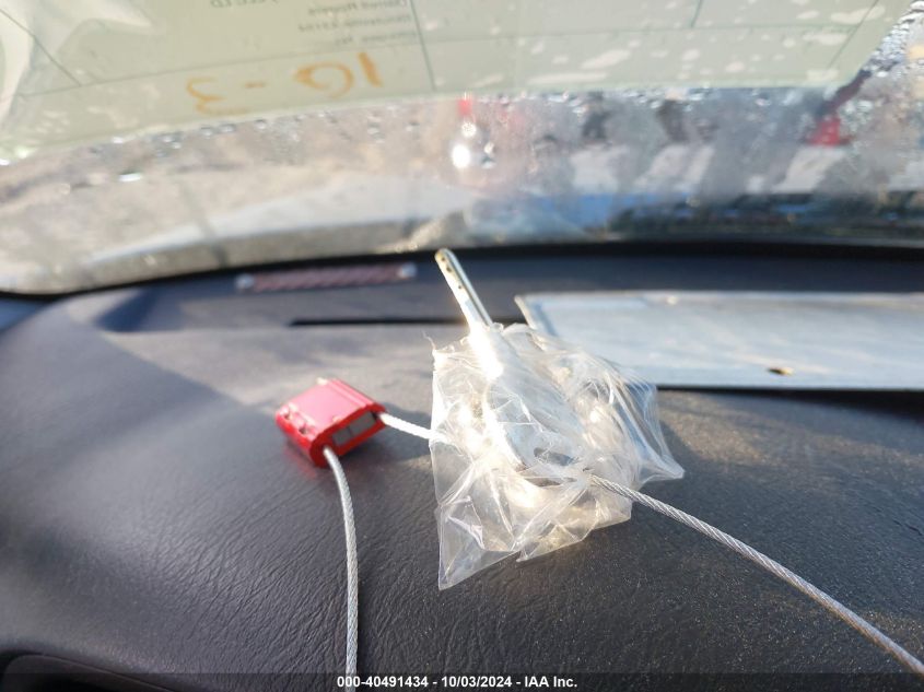 2001 Honda Cr-V Special Edition VIN: JHLRD18721S015109 Lot: 40491434