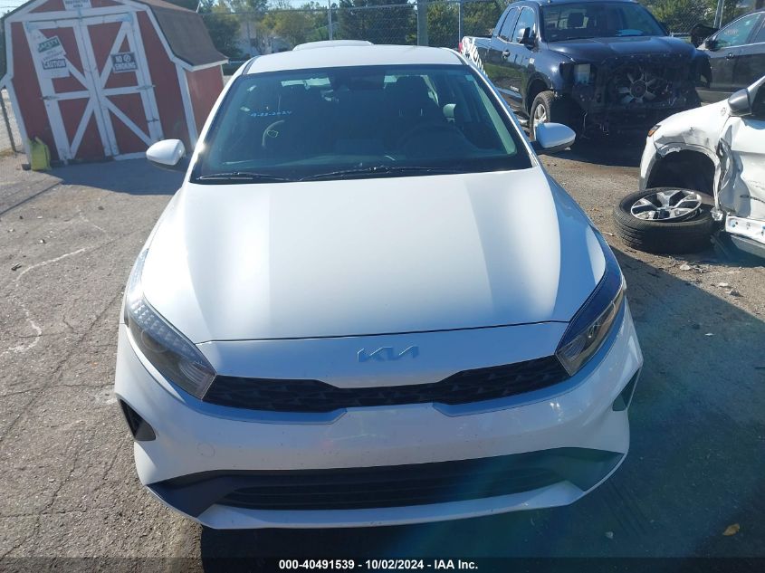 3KPF24AD2PE527293 2023 Kia Forte Lxs