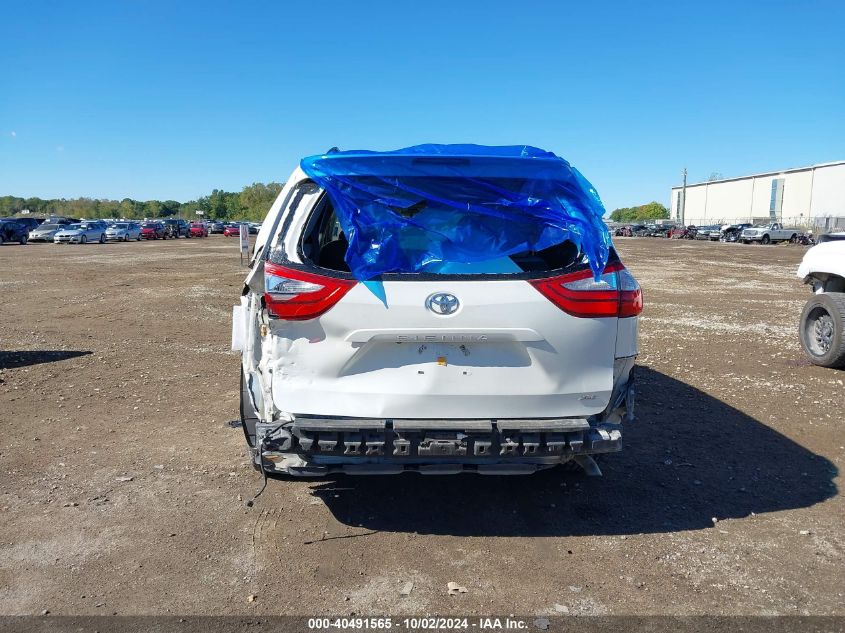 5TDYK3DC7GS718154 2016 Toyota Sienna Xle 8 Passenger