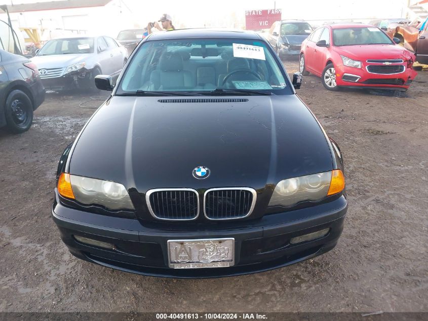 WBAAM3349YFP72222 2000 BMW 323I