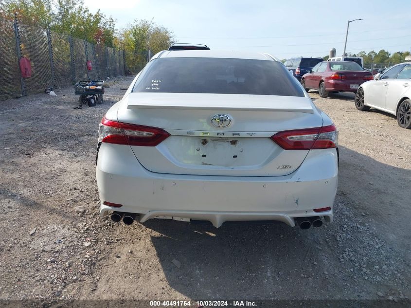 4T1B61HK4JU008403 2018 Toyota Camry Xse