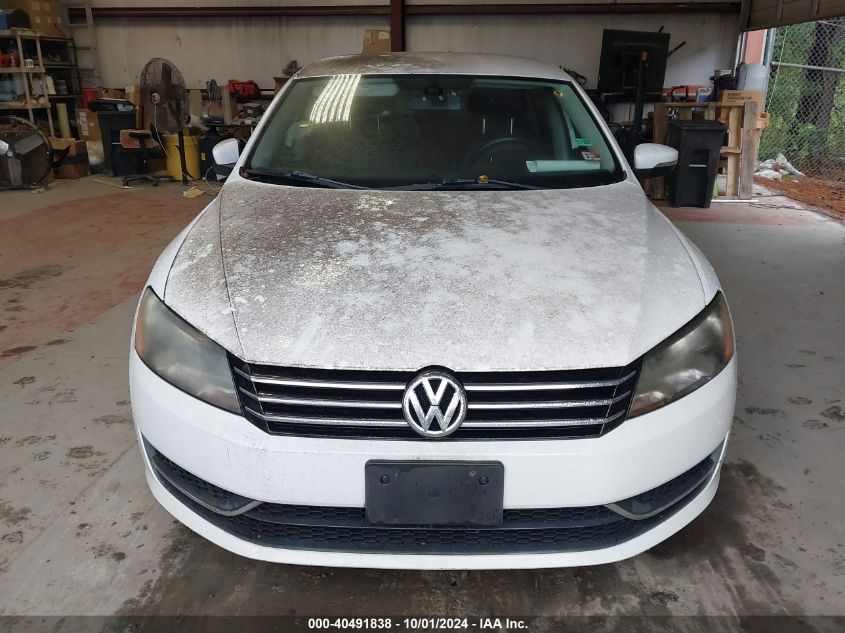 1VWBT7A36FC062945 2015 Volkswagen Passat 1.8T Se