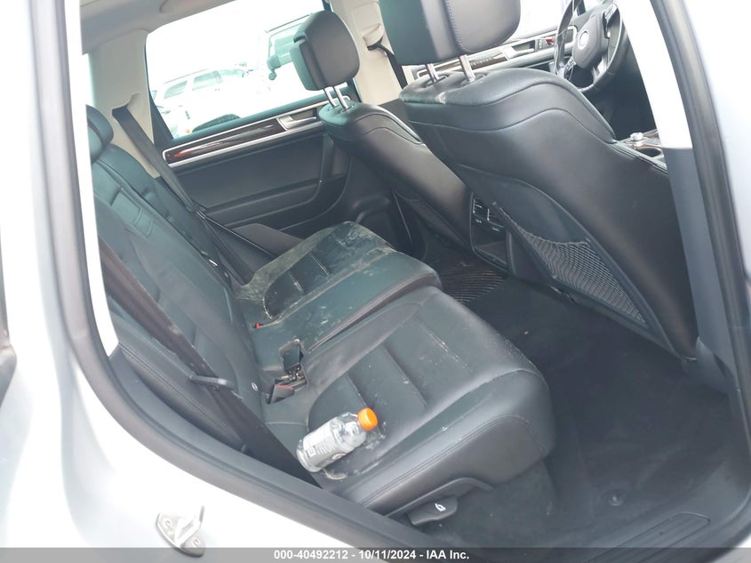 2016 VOLKSWAGEN TOUAREG VR6 LUX - WVGEF9BP0GD001859