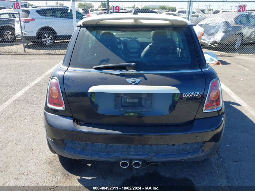 2008 Mini Cooper S VIN: WMWMF73528TT86816 Lot: 40492311