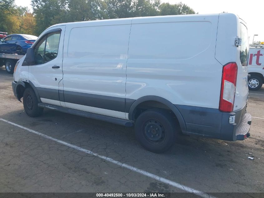 1FTNR1ZM1FKA56372 2015 Ford Transit-250