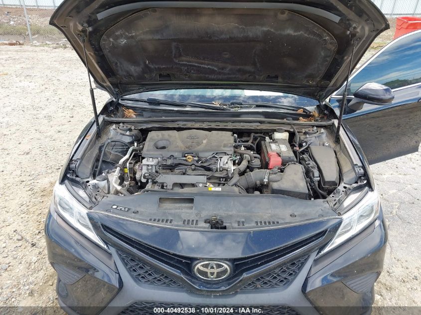 4T1B11HK8JU134665 2018 Toyota Camry Se