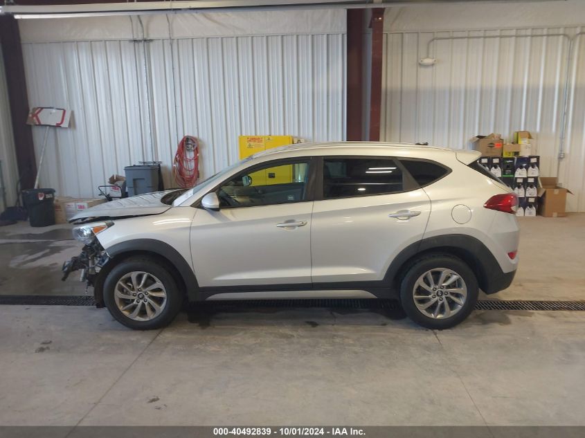 KM8J3CA46HU316940 2017 Hyundai Tucson Se