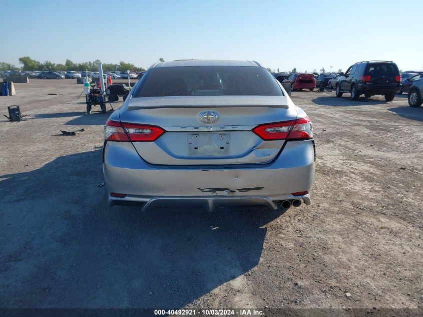 4T1B11HKXJU564052 2018 Toyota Camry Se