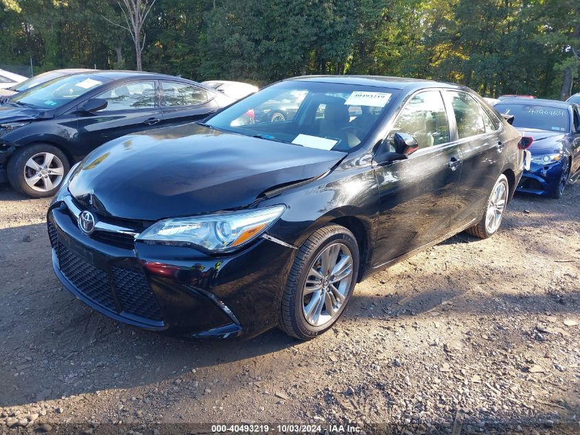 4T1BF1FK0HU364053 2017 TOYOTA CAMRY - Image 2