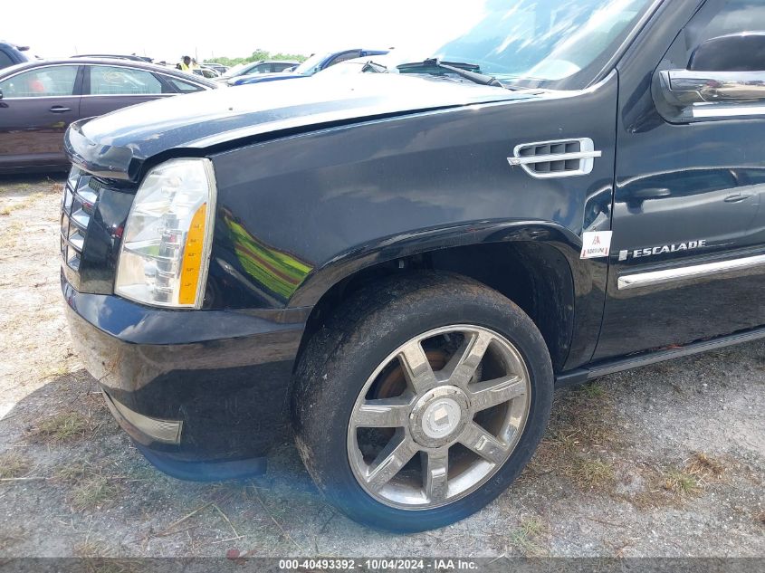 2008 Cadillac Escalade Standard VIN: 1GYEC63808R205157 Lot: 40493392