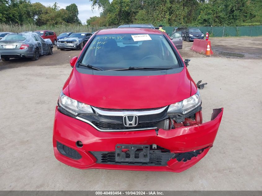 3HGGK5H45JM735599 2018 Honda Fit Lx