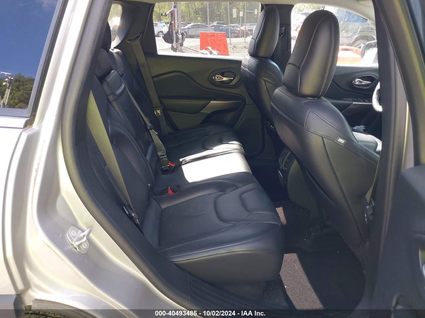 1C4PJMDX2KD113924 2019 Jeep Cherokee Limited 4X4