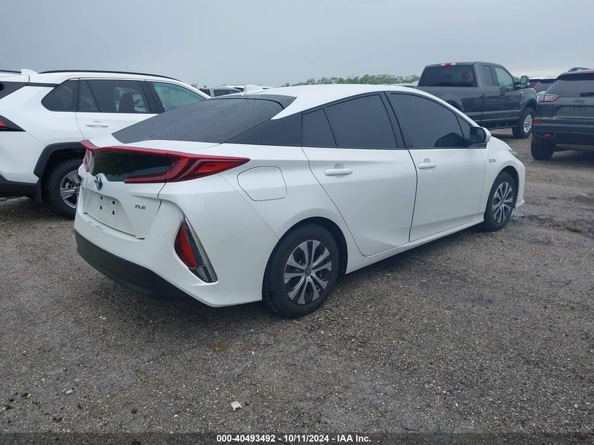 VIN JTDKAMFP8N3204665 2022 TOYOTA PRIUS PRIME XLE
