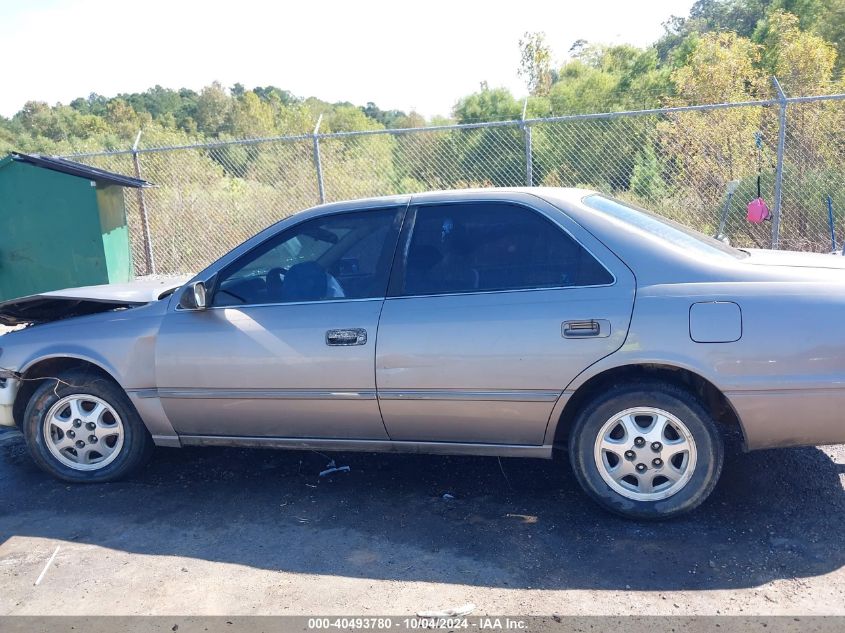 1999 Toyota Camry Le VIN: 4T1BG22K7XU918812 Lot: 40493780