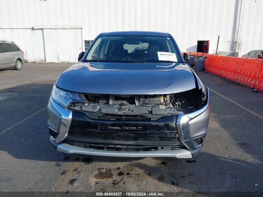 JA4AD2A32JZ054615 2018 Mitsubishi Outlander Es