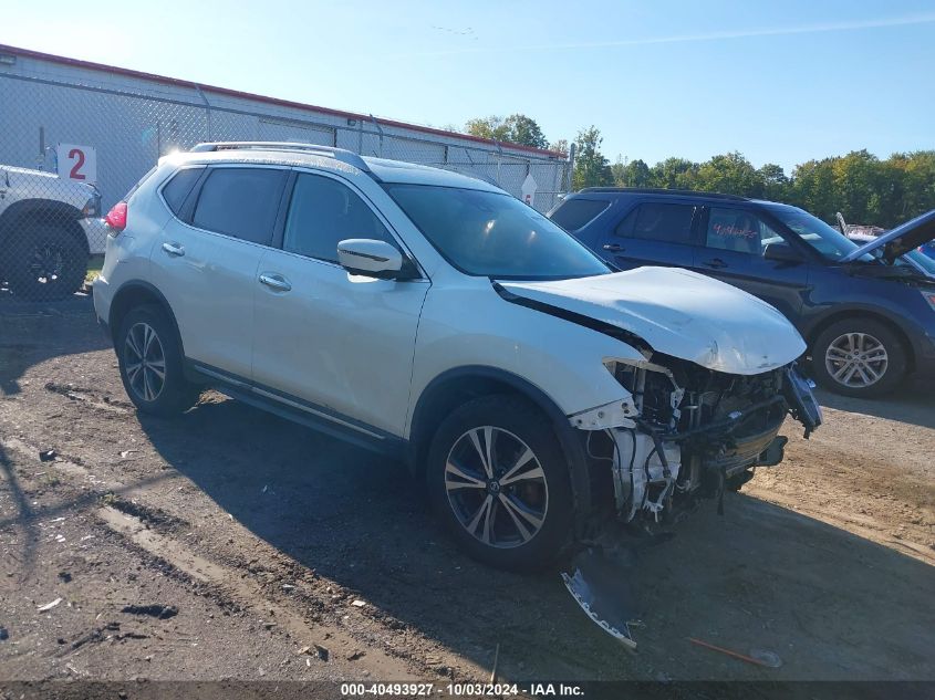 5N1AT2MV9HC742741 2017 NISSAN ROGUE - Image 1