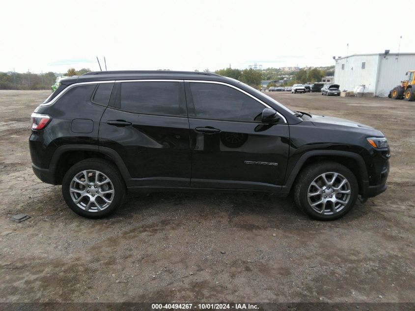 3C4NJDFB8NC125745 2022 Jeep Compass Latitude Lux 4X4