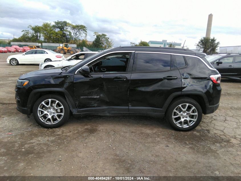 3C4NJDFB8NC125745 2022 Jeep Compass Latitude Lux 4X4